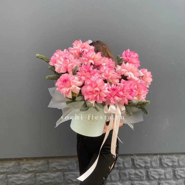 Бокс из 15 французских роз в Кирове