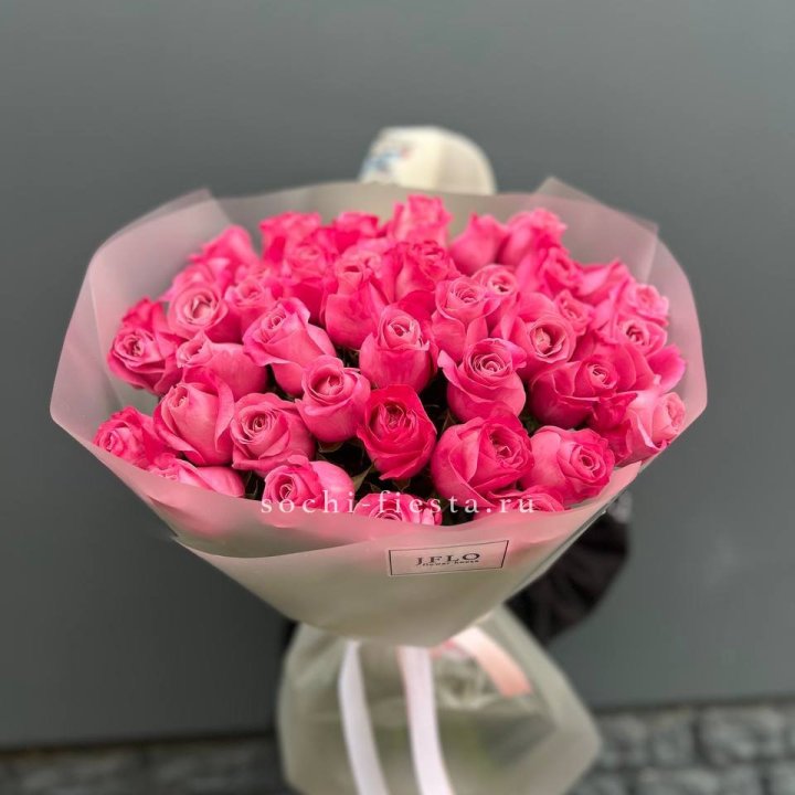 Роза малиновая в Кирове