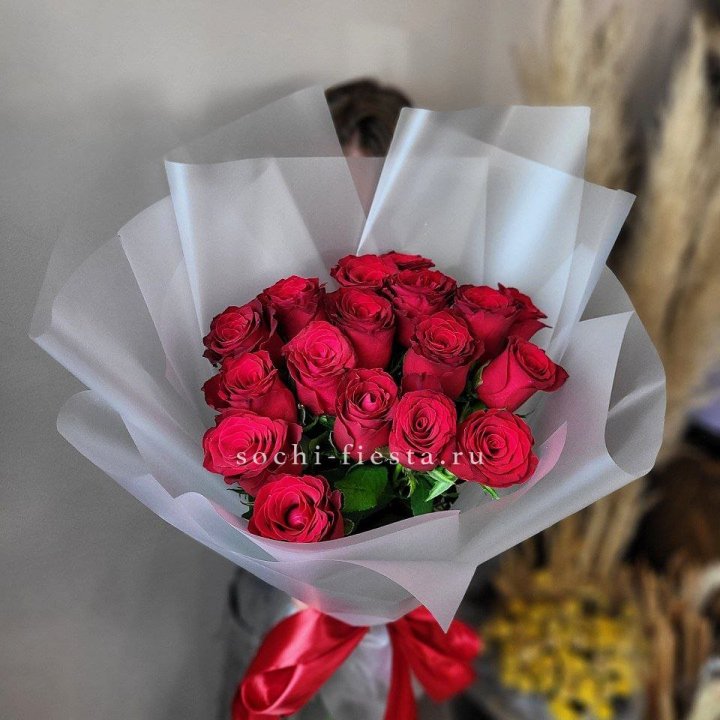 17 красных роз "Нет времени ждать" в Кирове