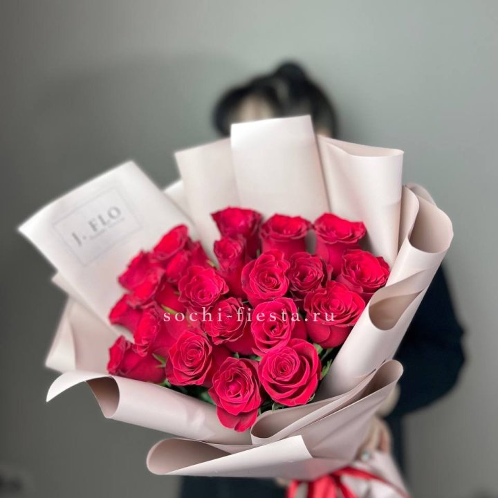 21 красная роза  в Кирове