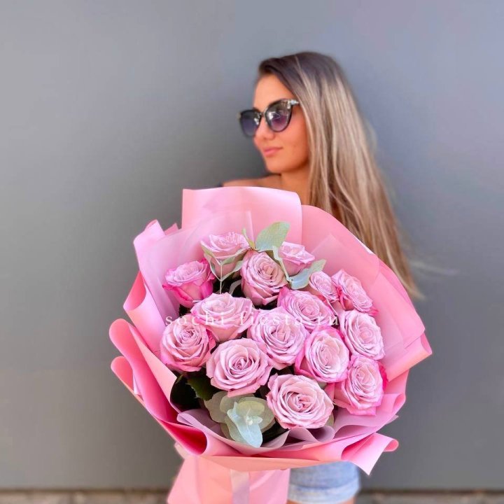 Букет розовых роз 2 в Кирове