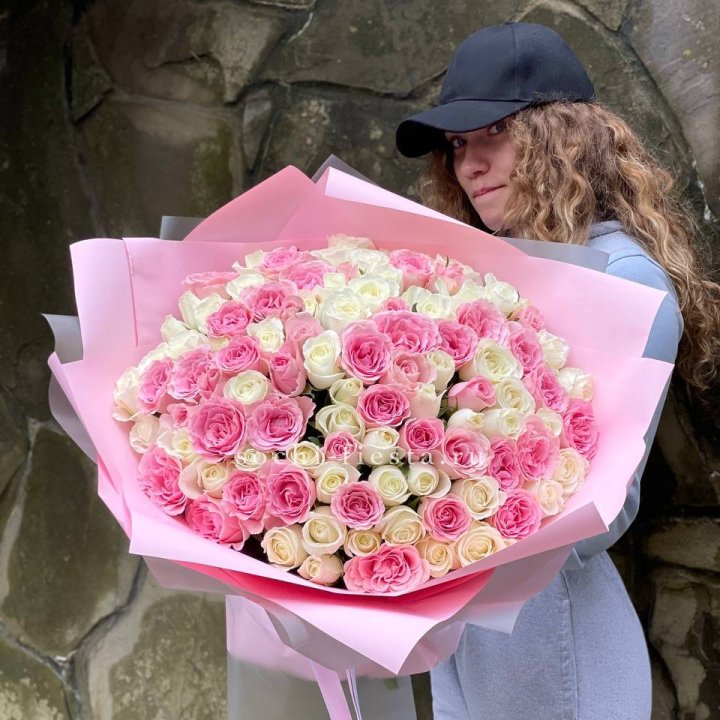 101 роза Миксбери в Кирове