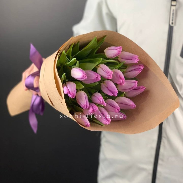 19 розовых  тюльпанов в Кирове