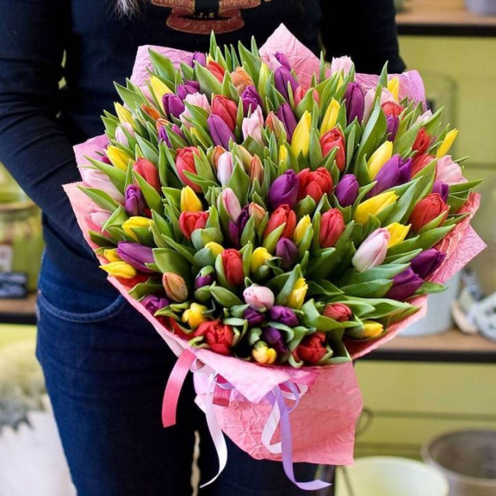 101 тюльпан "Джуси" в Кирове