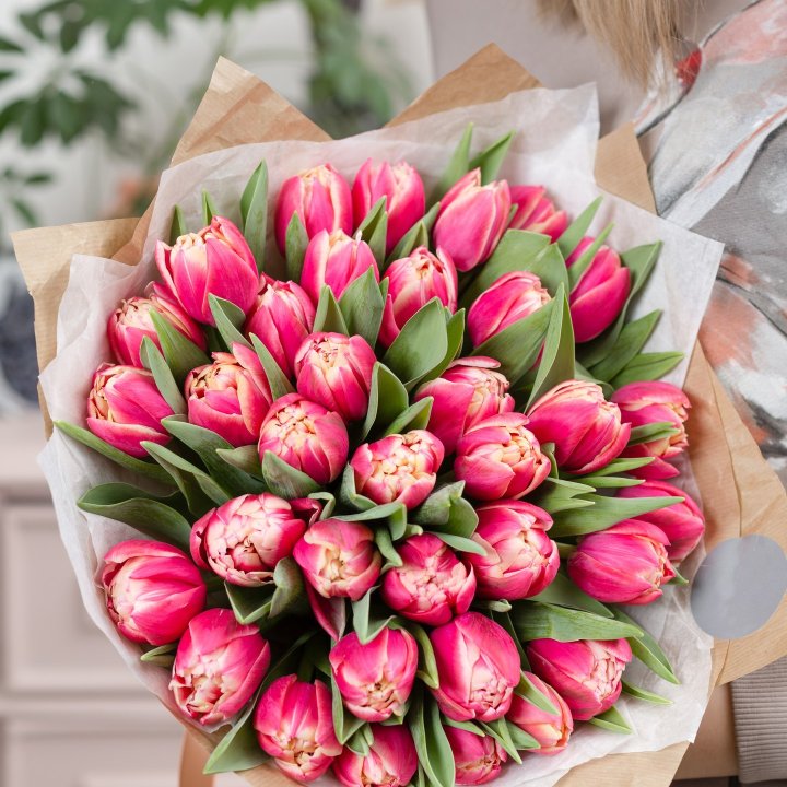 Букет пионовидных тюльпанов в Кирове